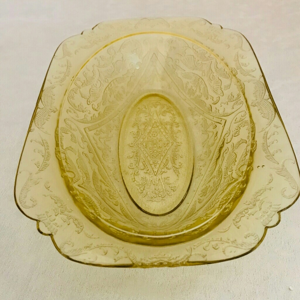 Federal Glass 10" Oval Vegetable Madrid Amber